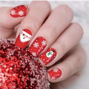 Xmas Mystery Mani Kit - Nail Strips x 3 and Mani Tools!
